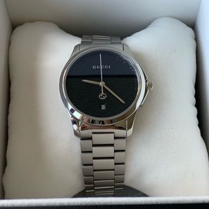 38 mm Gucci watch unisex